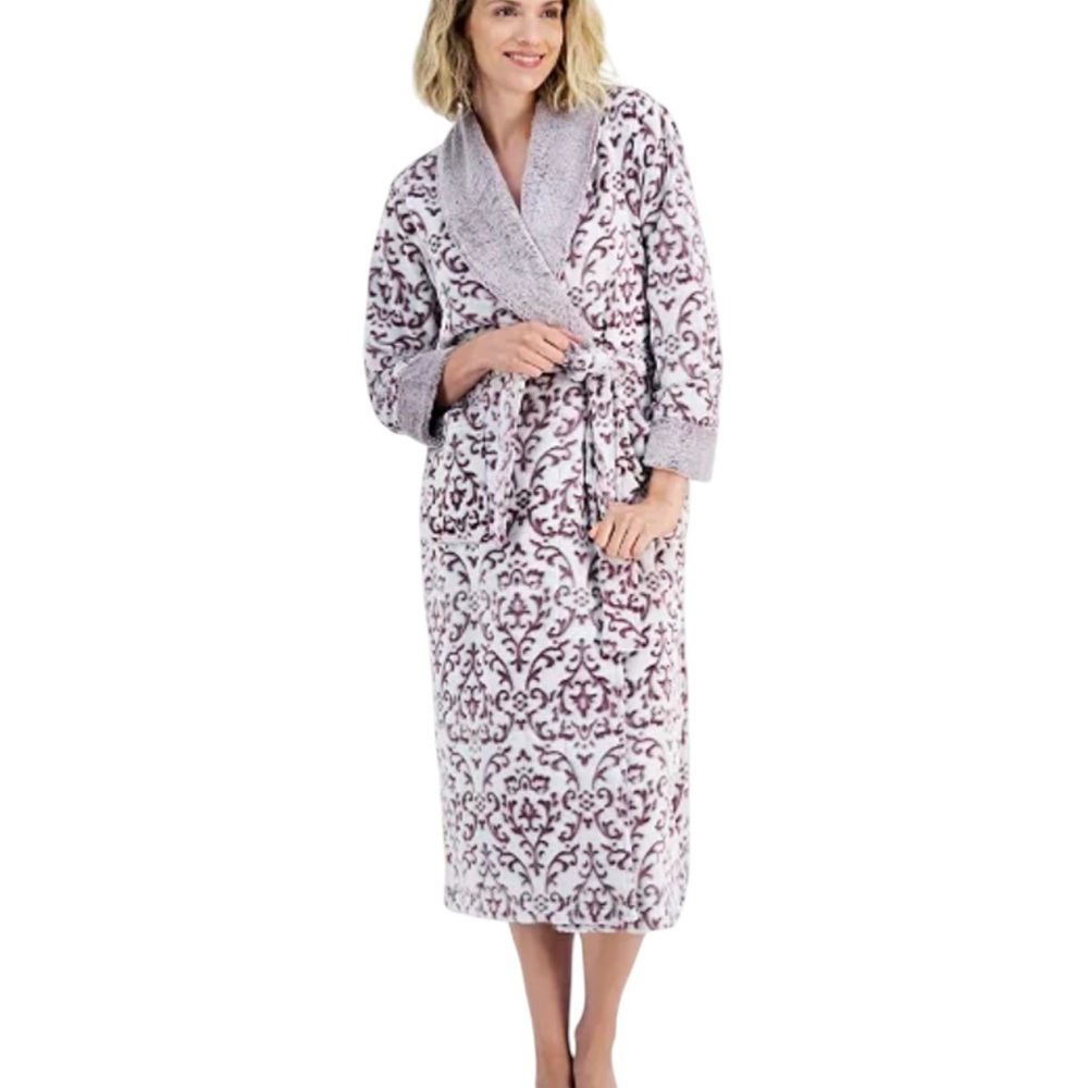 Charter Club Elegant Embossed Patterned Long Plush Robe in Wine Size M/L